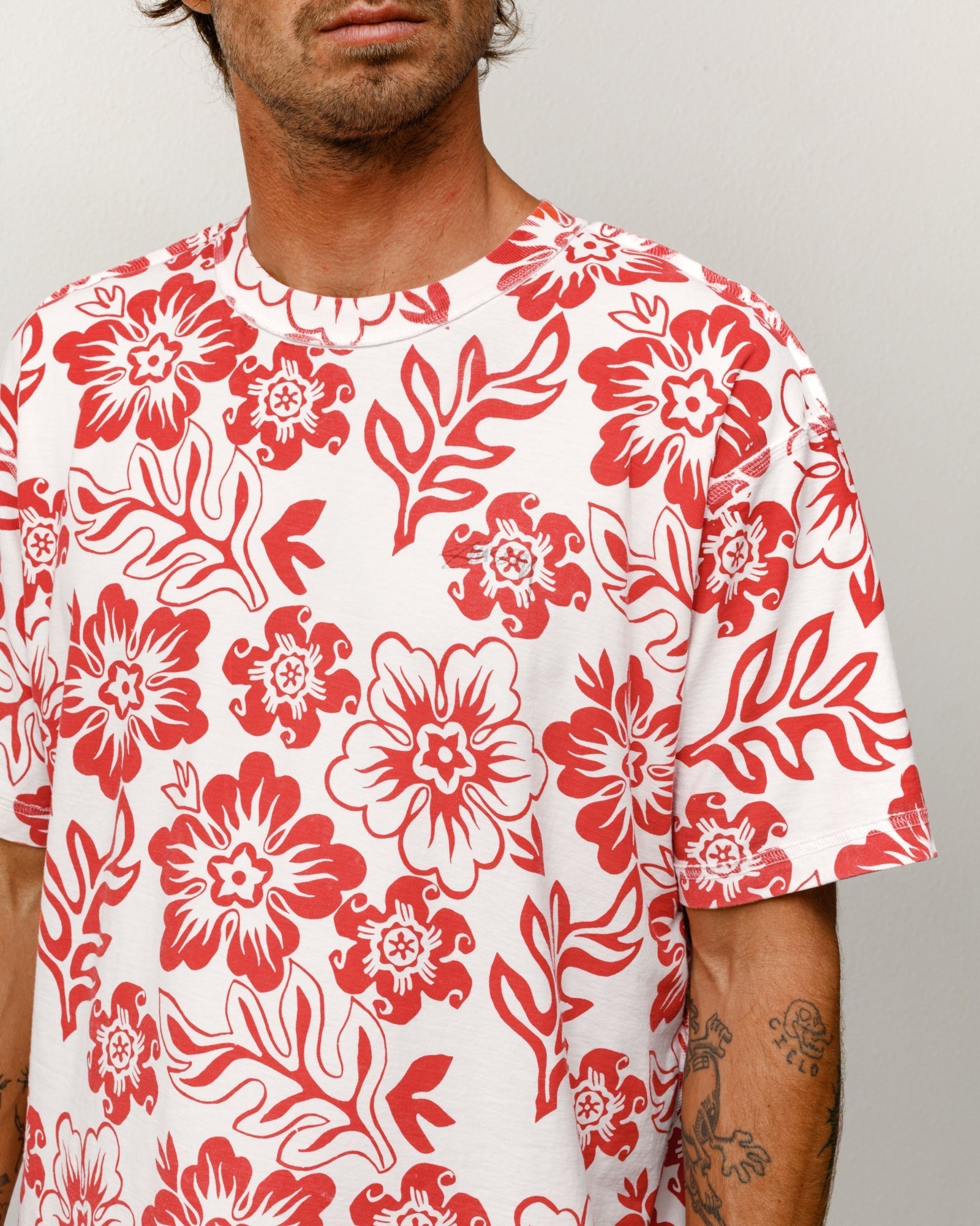 LAZY FLORAL TEE